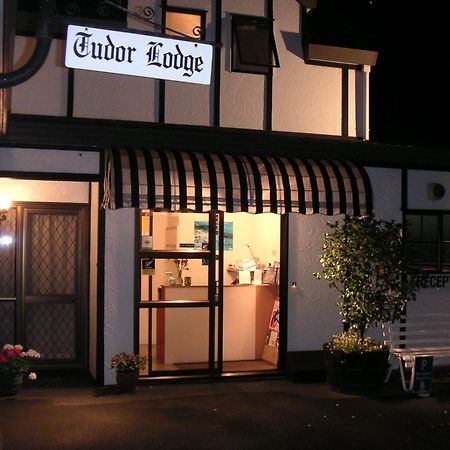 Tudor Lodge Motel Нельсон Экстерьер фото