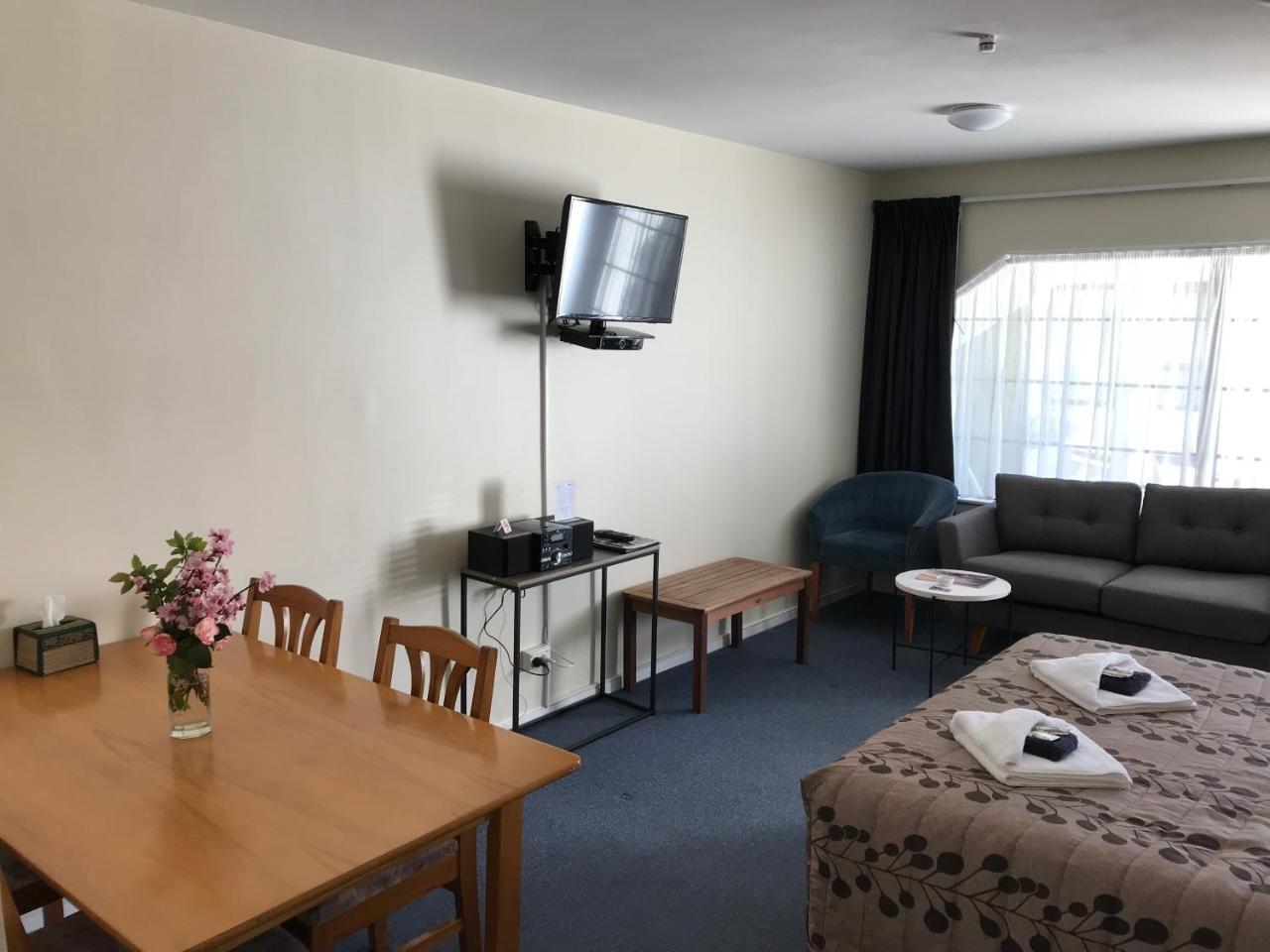 Tudor Lodge Motel Нельсон Экстерьер фото